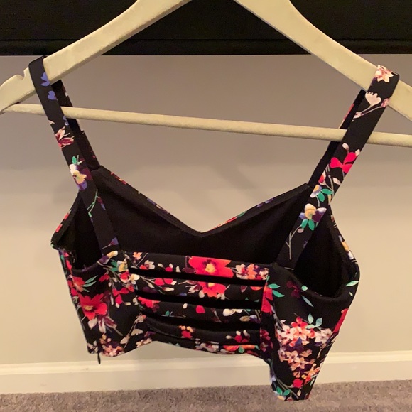 Top - Picture 2 of 3